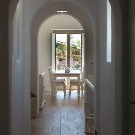 Natura Paros Molos (Paros)